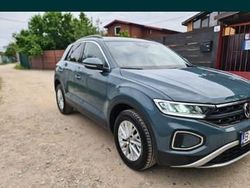 Albastru Utilizat 2022 VW T-Roc SUV | 18.250 EUR (Preț bun)