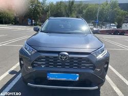 Gri Utilizat 2020 Toyota RAV4 SUV | 29.500 EUR (Scump)