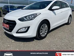 Alb Utilizat 2015 Hyundai i30 Passion Break | 7.800 EUR (Preț OK)
