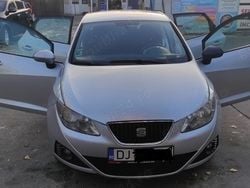 Gri Utilizat 2009 Seat Ibiza Hatchback | 3.150 EUR (Preț OK)