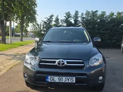 Gri Utilizat 2007 Toyota RAV4 SUV | 3.250 EUR (Preț bun)
