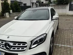Culoarealb Utilizat 2017 Mercedes GLA250 SUV | 22.000 EUR