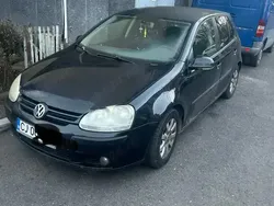 Negru Utilizat 2007 VW Golf Plus Monovolum | 2.200 EUR