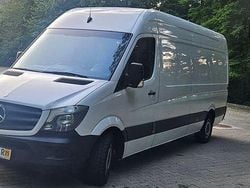 Alb Utilizat 2015 Mercedes Sprinter Van | 13.700 EUR (Preț bun)