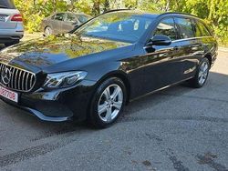 Culoarenegru Utilizat 2018 Mercedes E200 Avantgarde Break | 9.500 EUR