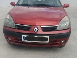 Utilizat 2005 Renault Clio Symbol Berlinǎ | 4.000 EUR