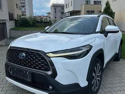 Culoarealb Utilizat 2023 Toyota Corolla Cross Lounge SUV | 28.990 EUR