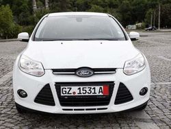 Alb Utilizat 2012 Ford Focus Hatchback | 4.750 EUR (Preț OK)