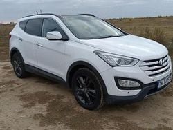 Alb Utilizat 2014 Hyundai Santa Fe SUV | 9.990 EUR (Preț bun)