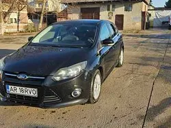 Negru Utilizat 2012 Ford Focus Titanium Hatchback | 4.200 EUR (Preț bun)