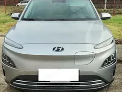 Argintiu Utilizat 2023 Hyundai Kona SUV | 18.900 EUR
