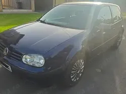 Utilizat 2003 VW Golf IV | 900 EUR (Preț bun)