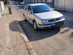 Utilizat 2001 VW Golf IV Berlinǎ | 1.100 EUR (Preț bun)