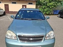 Culoareverde Utilizat 2005 Chevrolet Lacetti Berlinǎ | 1.500 EUR