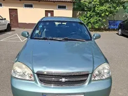 Culoareverde Utilizat 2005 Chevrolet Lacetti Berlinǎ | 2.000 EUR