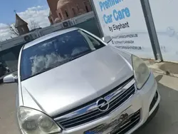 Utilizat 2009 Opel Astra Hatchback | 2.600 EUR (Preț OK)