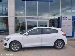 Culoarealb Nouă 2025 Ford Focus Hatchback | 24.396 EUR