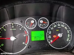 Rosu Utilizat 2010 Ford Tourneo Monovolum | 3.900 EUR