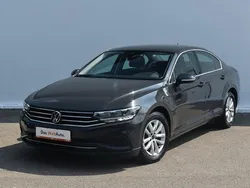 Gri mediu normal Utilizat 2021 VW Passat Comfortline | 19.900 EUR (Super Preț)