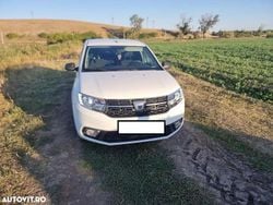 Culoarealb Utilizat 2019 Dacia Logan Berlinǎ | 6.599 EUR (Preț bun)