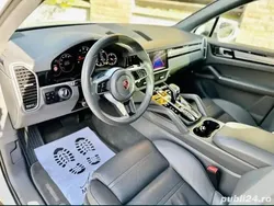 Utilizat 2019 Porsche Cayenne SUV | 46.900 EUR (Super Preț)