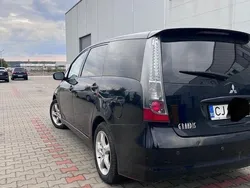 Negru Utilizat 2011 Mitsubishi Grandis Intense Monovolum | 2.700 EUR