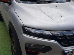 Culoarealb Utilizat 2022 Dacia Spring Comfort Plus Hatchback | 7.900 EUR (Super Preț)