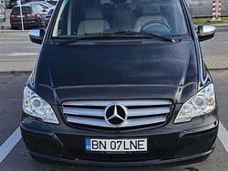 Culoarenegru Utilizat 2012 Mercedes Viano Monovolum | 12.900 EUR (Preț bun)