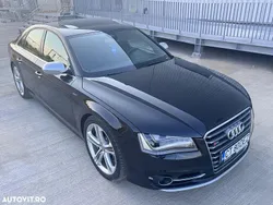 Culoarenegru Utilizat 2013 Audi S8 Exclusive Berlinǎ | 29.900 EUR