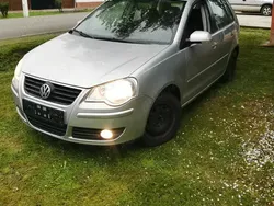 Gri Utilizat 2006 VW Polo Hatchback | 1.600 EUR (Preț OK)