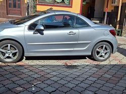Argint Utilizat 2012 Peugeot 207 CC Cabrio | 4.000 EUR (Preț OK)