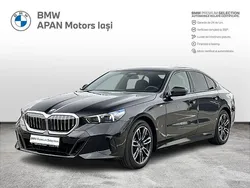 Negru sapphire metalizat Utilizat 2024 BMW 520 Comfort Edition Berlinǎ | 50.900 EUR