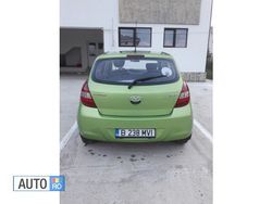 Verde Utilizat 2010 Hyundai i20 Hatchback | 4.000 EUR