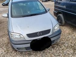 Utilizat 2000 Opel Zafira Monovolum | 1.100 EUR (Puțin scump)