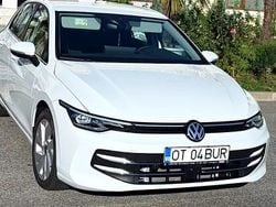 Culoarealb Nouă 2024 VW Golf VIII Style Hatchback | 25.000 EUR (Super Preț)