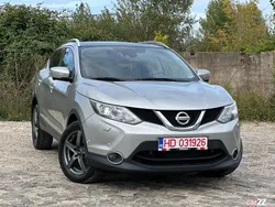 Gri Utilizat 2015 Nissan Qashqai 360º SUV | 9.800 EUR (Preț bun)