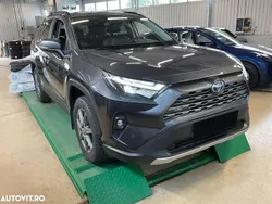 Gri Utilizat 2022 Toyota RAV4 Hybrid Style SUV | 36.096 EUR (Scump)