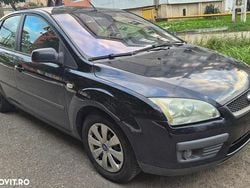 Culoarenegru Utilizat 2007 Ford Focus Style Hatchback | 1.500 EUR (Super Preț)