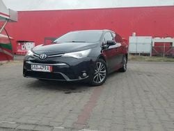 Negru Utilizat 2015 Toyota Avensis Break | 13.500 EUR (Scump)