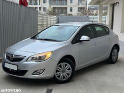 Culoareargint Utilizat 2010 Opel Astra Hatchback | 2.990 EUR (Preț bun)