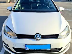 Culoarealb Utilizat 2015 VW Golf VII Highline Break | 7.100 EUR (Preț bun)
