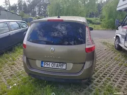 Utilizat 2011 Renault Grand Scénic III Monovolum | 4.200 EUR