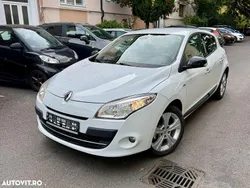 Culoarealb Utilizat 2011 Renault Mégane III Bose Edition Hatchback | 4.900 EUR