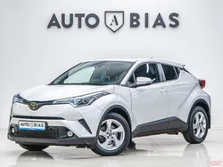 Alb Utilizat 2019 Toyota C-HR SUV | 17.950 EUR