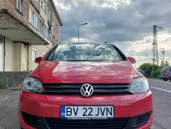Rosu Utilizat 2010 VW Golf Plus Monovolum | 3.900 EUR
