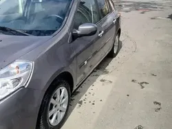 Utilizat 2011 Renault Clio GrandTour Break | 3.900 EUR (Preț OK)