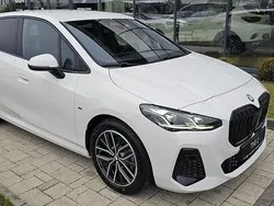 Alb Nouă 2024 BMW 220 Shadowline Hatchback | 39.325 EUR