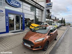 Culoareportocaliu Utilizat 2015 Ford Fiesta Trend Hatchback | 5.790 EUR (Preț OK)