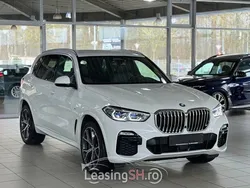 Alb Utilizat 2021 BMW X5 M Sport SUV | 66.600 EUR (Scump)
