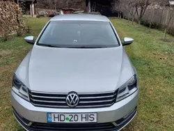 Gri Utilizat 2011 VW Passat Comfortline Berlinǎ | 6.150 EUR (Preț OK)